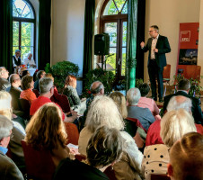 Als Co-Vorsitzender des SPD-Kreisverbandes Hof-Land unterwegs beim Jubiläum des SPD-Ortsvereins in Schwarzenbach a. d. Saale
